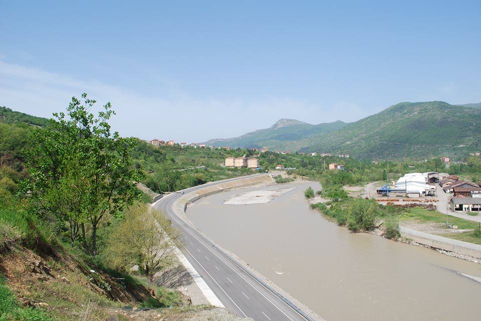 Karayollarına bir kez daha sesleniyoruz