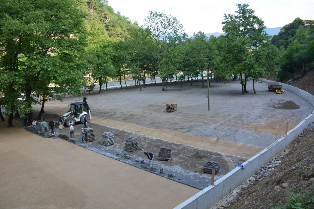 ÇIRA PAZARINA MESCİT